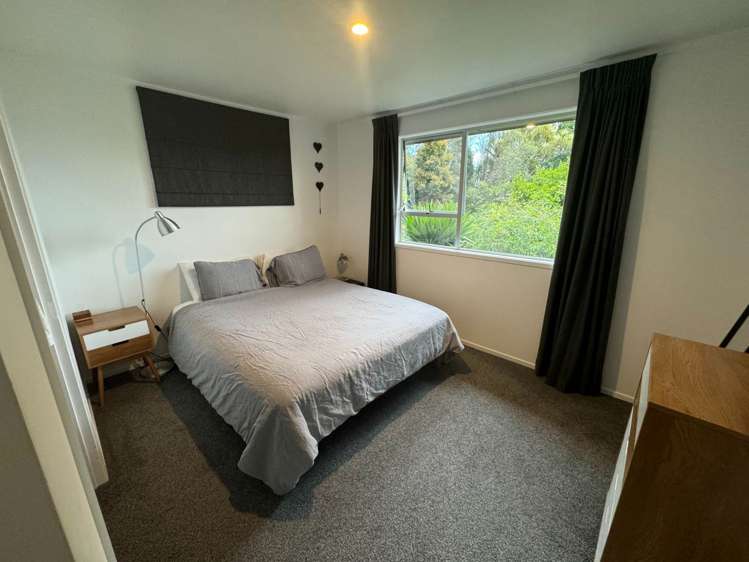 6 Longfellow Parade Glen Eden_6