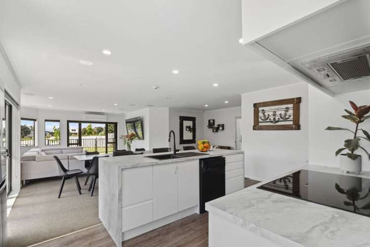 1162 East Coast Road Whakatiwai_7