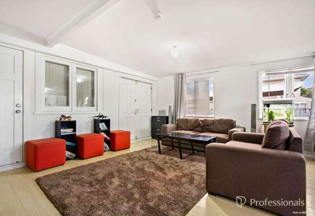37 Titirangi Road New Lynn_4