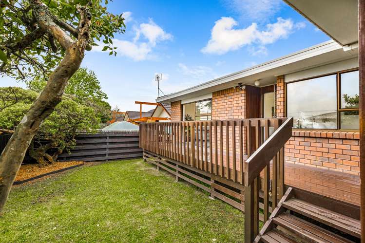 1/2 Kokiri Street, Te Atatu South_19