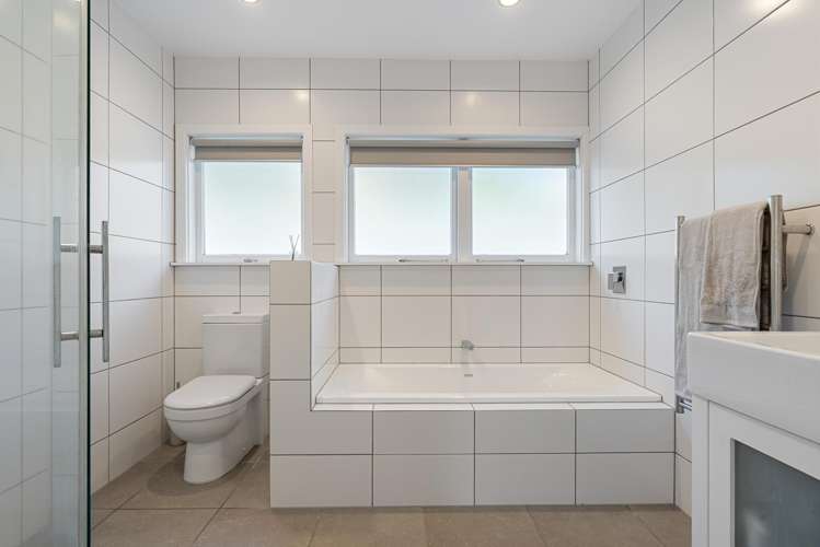 74 Kano Street Karori_21