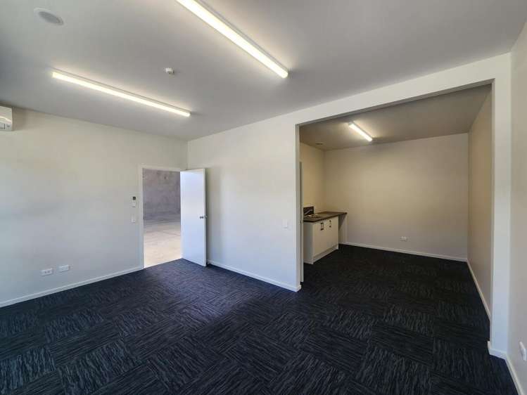 2/20 Factory Drive Rolleston_7