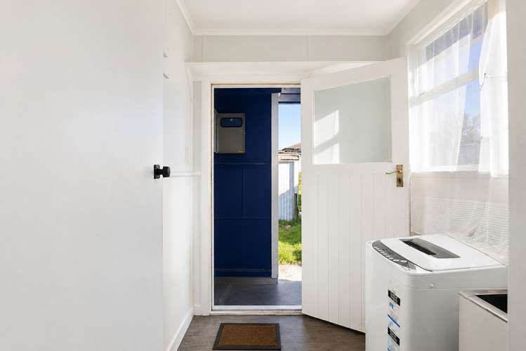 12 Ford Road Fordlands_15