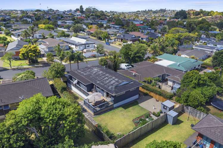 22 Himalaya Drive Half Moon Bay_35