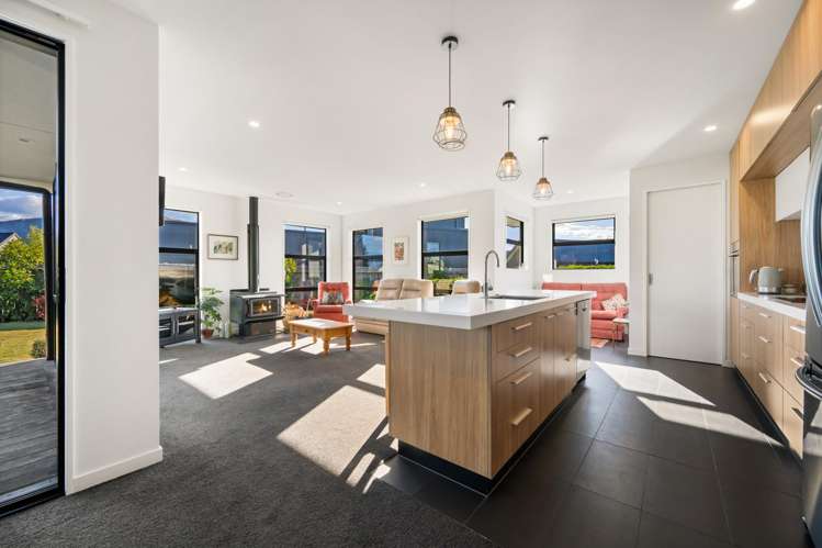 71 Infinity Drive Wanaka_8