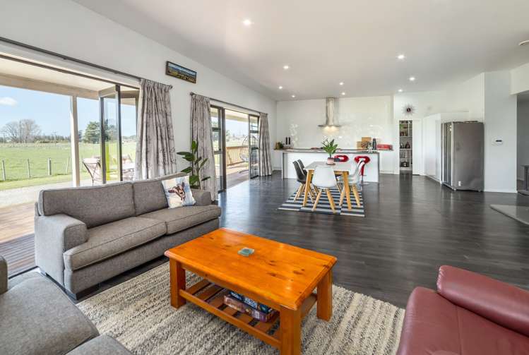 53 Oak Street Masterton_13