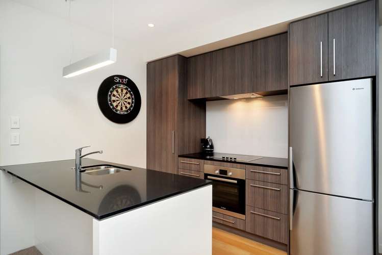 407/8 Nugent Street Grafton_3