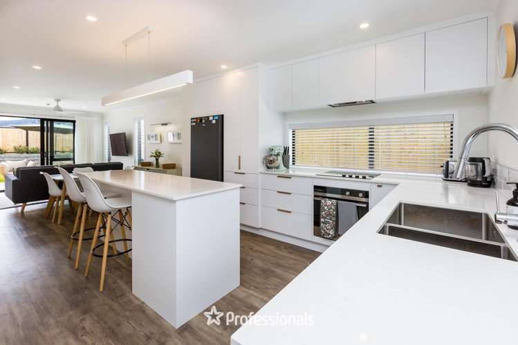 69 Cynisca Crescent Wallaceville_2