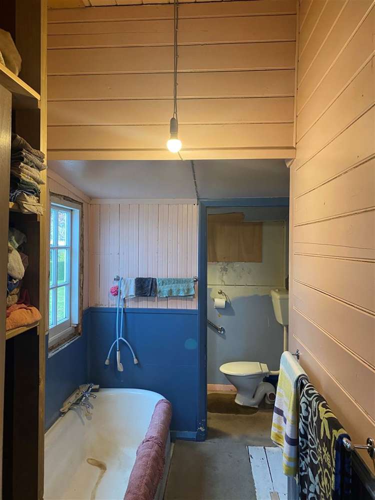 5597 West Coast Road Springfield_14