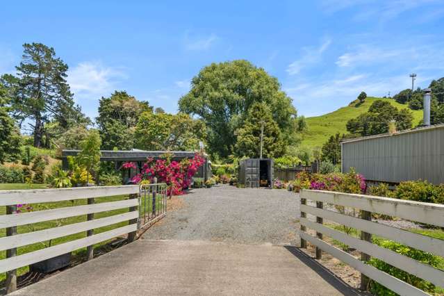 3212 Paparoa-Oakleigh Road Paparoa_1