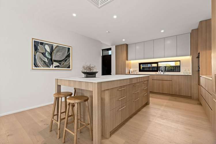 51B Rossall Street Merivale_5