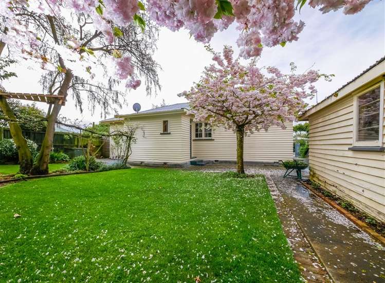 64a Opawa Road Waltham_13