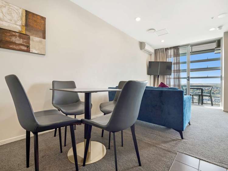 1010/17 Amersham Way_5