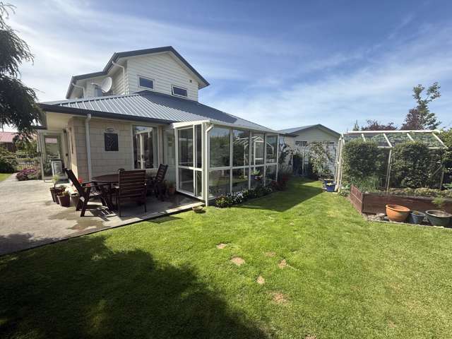 Charming on Crossleigh