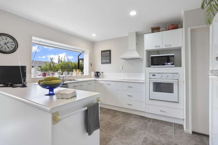 9 Meynell Court Glen Eden_9