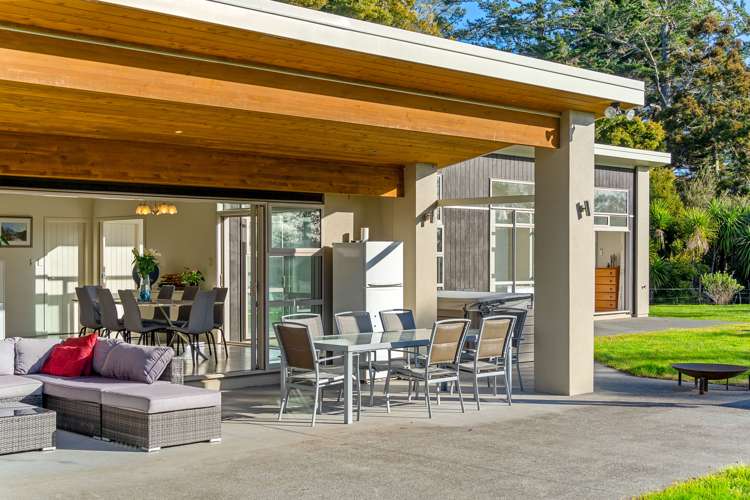 269 Okura River Road Okura_5