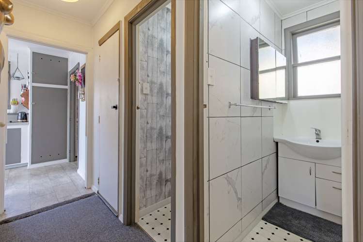 30 Churchill Street Waipukurau and Surrounds_13