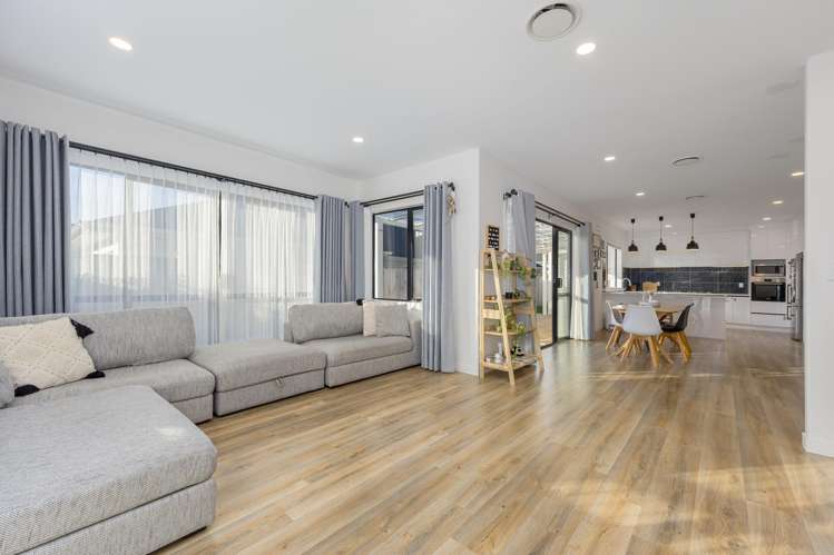 33 Johns Creek Crescent_0