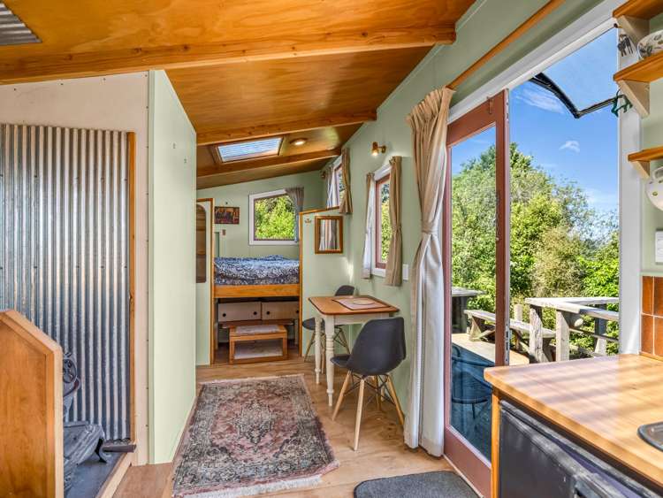 125 Coast Road Warrington_3