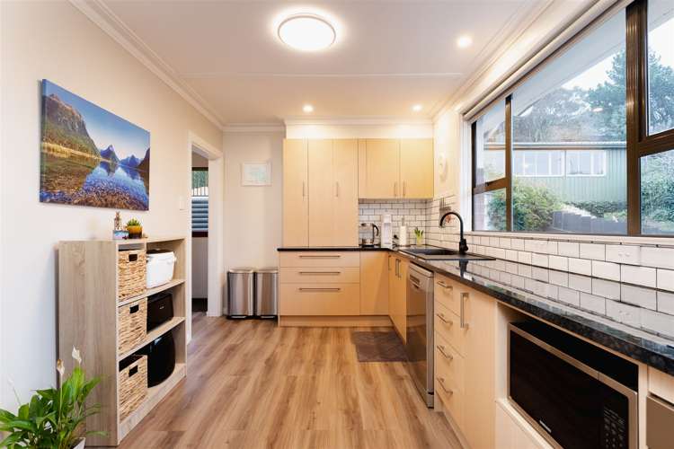 94 Main South Road Green Island_14