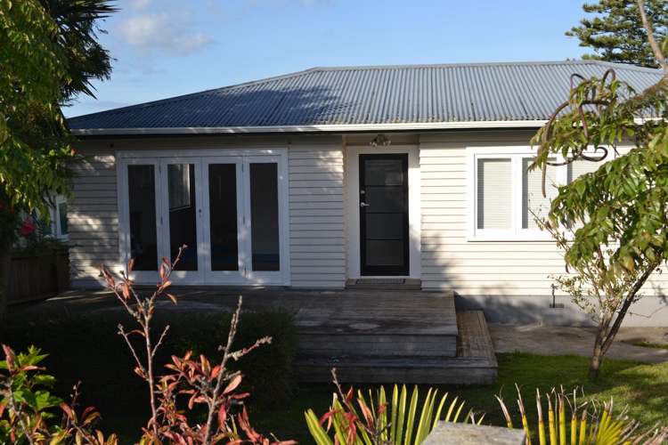 1/137 Birkdale Road Birkdale_0