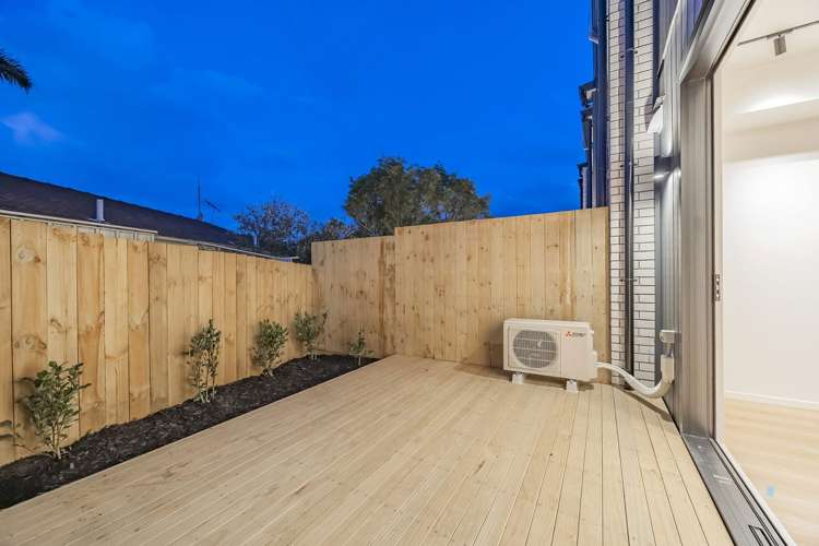14/7 Broadview Place Howick_8