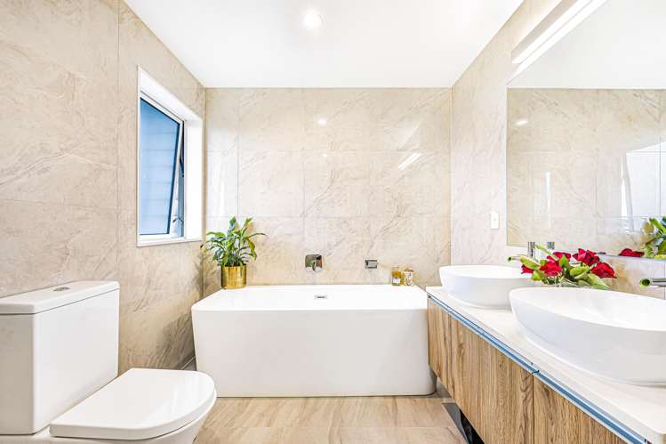 44 Boocock Crescent Orewa_14