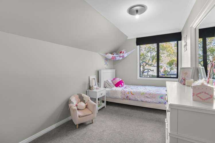 106 Barton Avenue Heretaunga_24