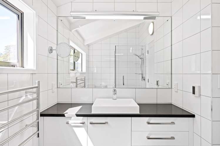 14 Heatherlea Street Outer Kaiti_11