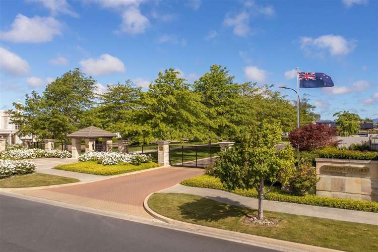 5 Hatton Court Northwood_20