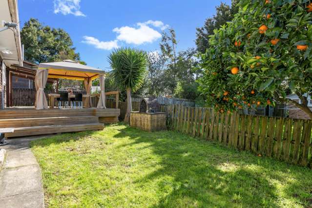 1/3 De Thiery Place Pakuranga Heights_3