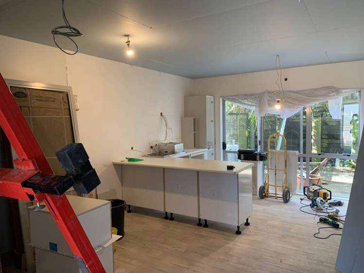 592D Level Whangaparaoa Road Stanmore Bay_1