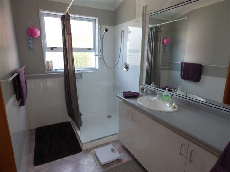 34 Clifford Street Balclutha_9