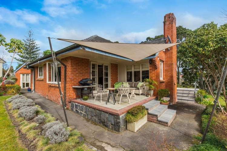 1 Craigbank Avenue New Lynn_21