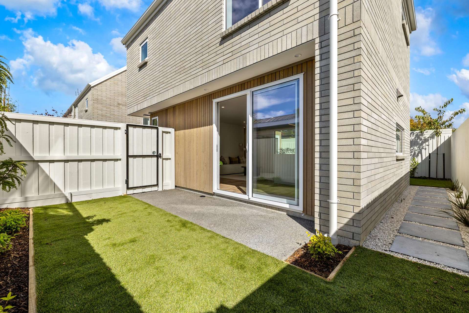 2/499 Durham Street St Albans_0