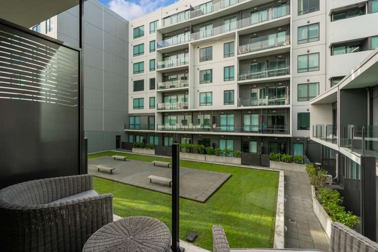 211/2 Dockside Lane Auckland Central_13