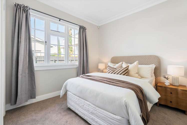 10A Ropata Avenue Pt England_16