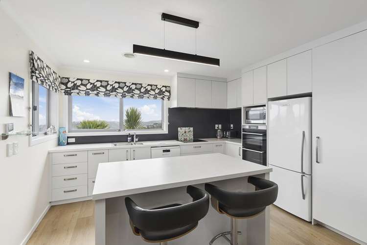 3 Greenstone Place Aotea_6