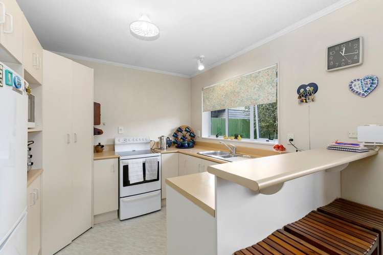 2/350 Stokes Valley Road Stokes Valley_7