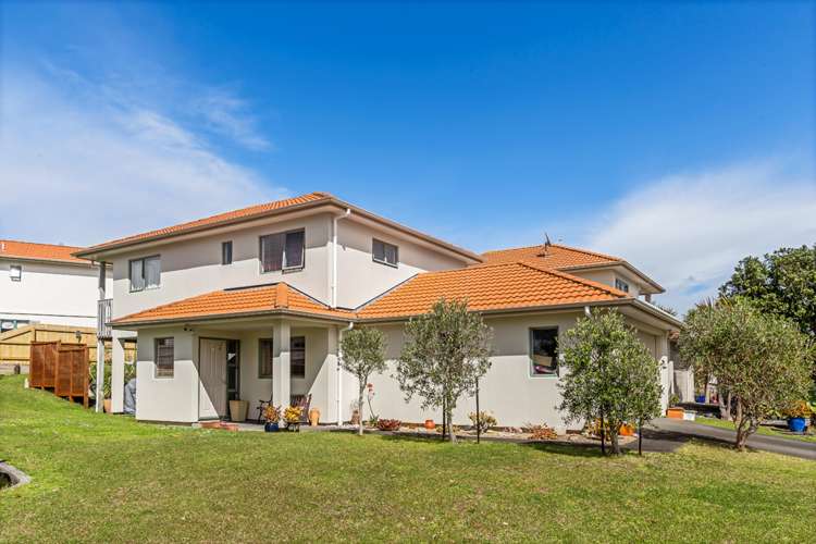 215 Alec Craig Way Gulf Harbour_0