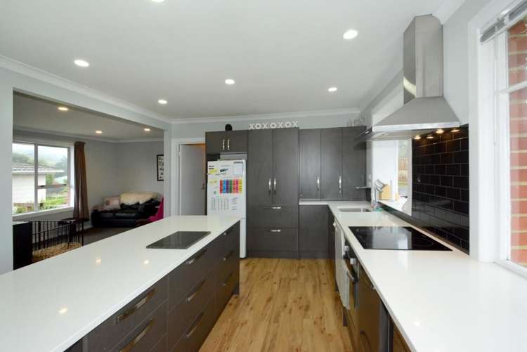 2 Valiant Road Waldronville_4