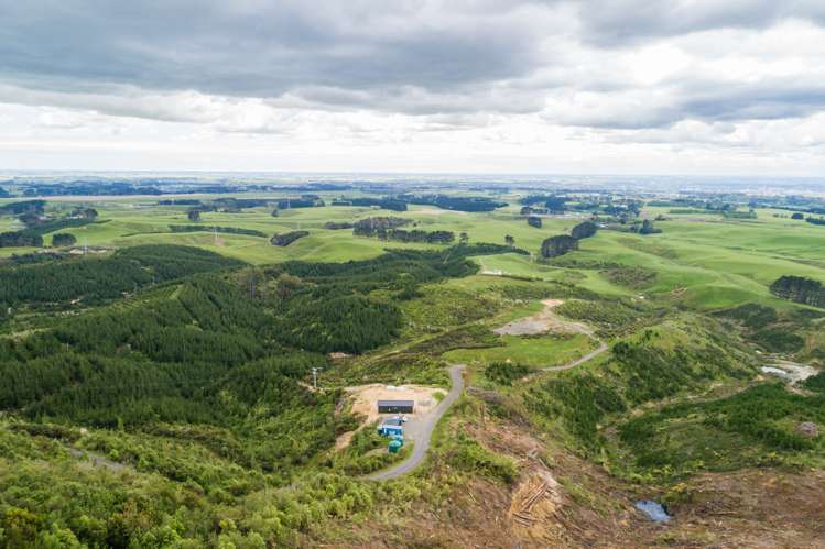 323 Ngahere Park Road Turitea_14