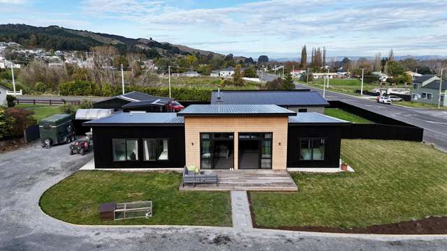 86 Eddystone Street Kaitangata_1