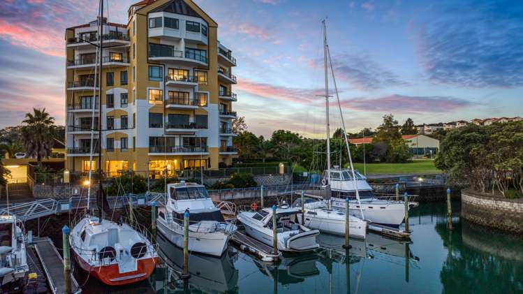 3 Waterside Crescent Gulf Harbour_33