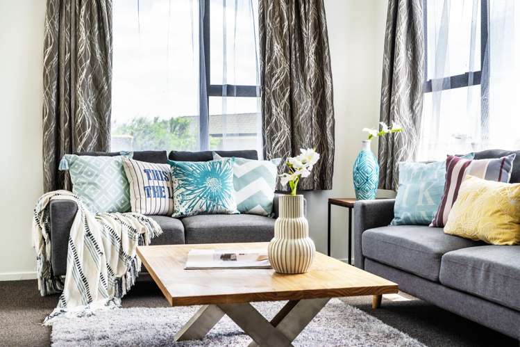 1/7 Haumia Way Otara_23