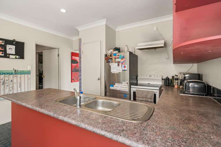 26 Lamia Grove Papamoa_10