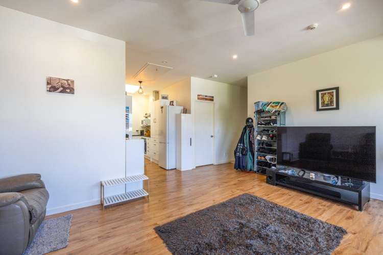 8/118 Ocean View Road Oneroa_13