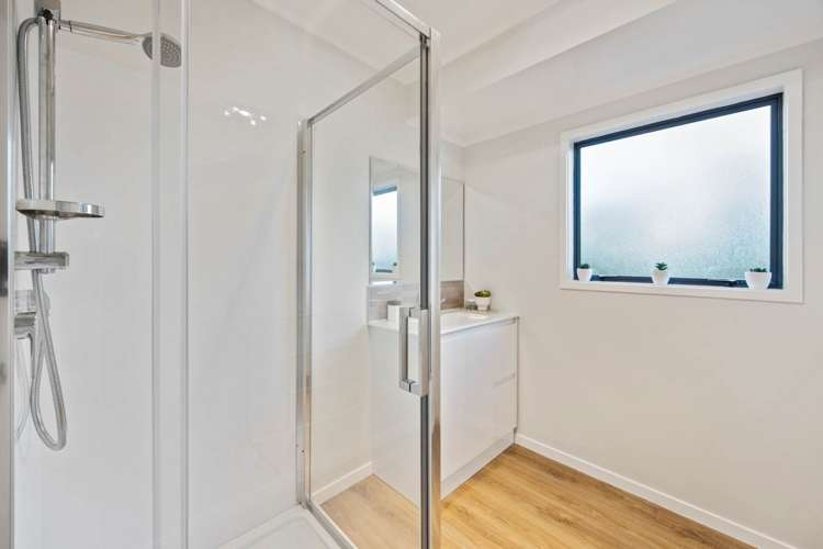 54 Rosier Road Glen Eden_13