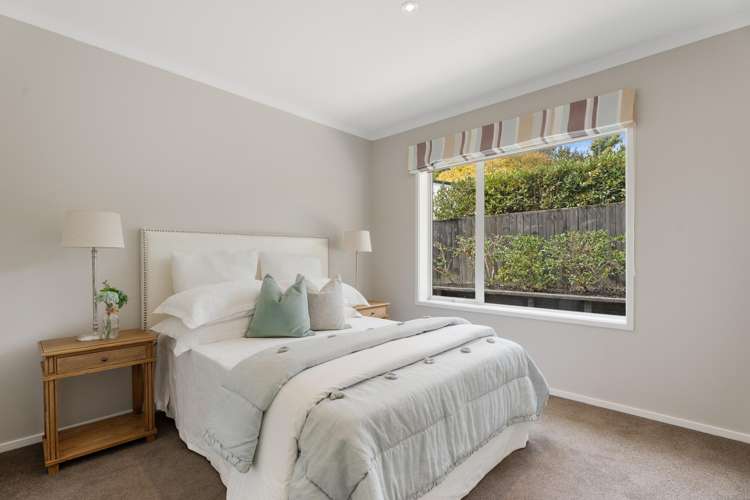 11 Holly Way Sunnyhills_23