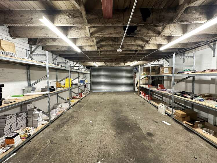 332 Broadway Newmarket_10